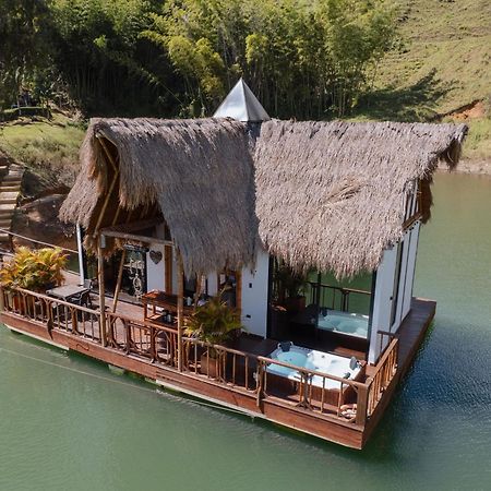 Ibuku Hotel Guatape - Chalets Luaran gambar
